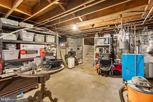 1123 Old Lancaster Rd, Berwyn, PA 19312 - Photo 35