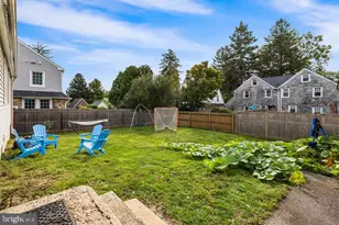 1123 Old Lancaster Rd, Berwyn, PA 19312 - Photo 31
