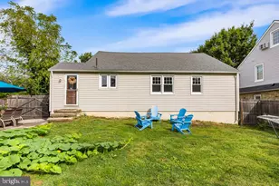 1123 Old Lancaster Rd, Berwyn, PA 19312 - Photo 33