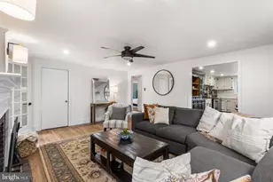 1123 Old Lancaster Rd, Berwyn, PA 19312 - Photo 9