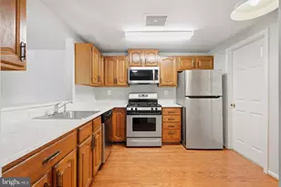 404 Mountainview Dr, Chesterbrook, PA 19087 - Photo 15