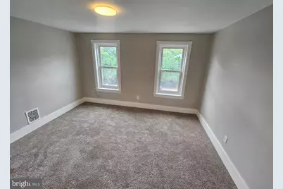 9 W 6th Avenue, Coatesville, PA 19320 - Photo 5