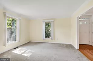 400 Cranberry Ln, West Chester, PA 19380 - Photo 5