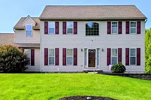 101 White Doe Dr, Lincoln University, PA 19352 - Photo 1