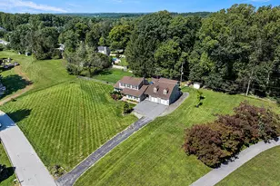 17 McIlvain Dr, Downingtown, PA 19335 - Photo 3