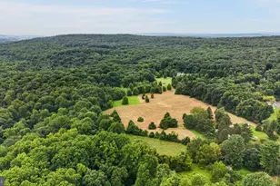 230 Laurel Rd, Elverson, PA 19520 - Photo 3