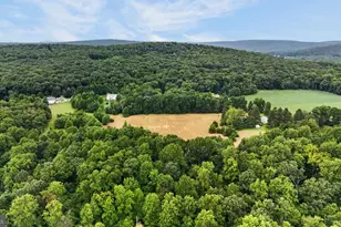230 Laurel Rd, Elverson, PA 19520 - Photo 5