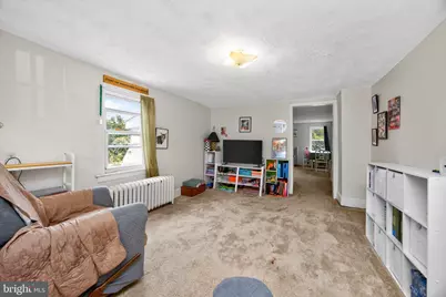 1003 Livingston Avenue, Phoenixville, PA 19460 - Photo 5