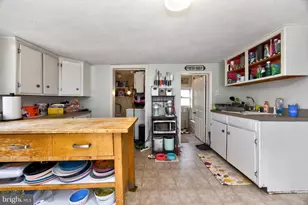 1003 Livingston Ave, Phoenixville, PA 19460 - Photo 11