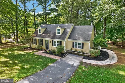 905 Woodview Drive, Coatesville, PA 19320 - Photo 1