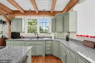827 Cobb Hill Ln, Pottstown, PA 19465 - Photo 13