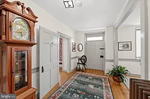 827 Cobb Hill Ln, Pottstown, PA 19465 - Photo 5