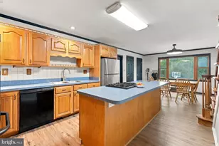 1580 Melville Dr, Pottstown, PA 19465 - Photo 13