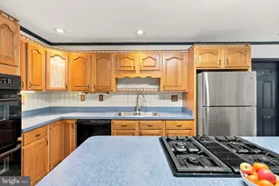 1580 Melville Dr, Pottstown, PA 19465 - Photo 15