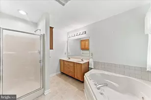 710 W Glenview Dr, West Grove, PA 19390 - Photo 23
