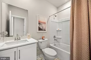 8 Zinc Ln, Phoenixville, PA 19460 - Photo 15