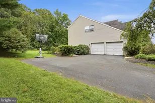 501 Falcon Dr, Kennett Square, PA 19348 - Photo 37