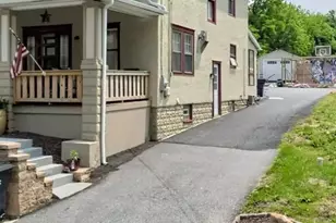 25 W Main St, Elverson, PA 19520 - Photo 3
