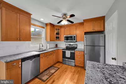 64 Pennsylvania Avenue, Phoenixville, PA 19460 - Photo 9