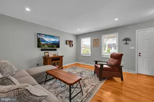 64 Pennsylvania Ave, Phoenixville, PA 19460 - Photo 5