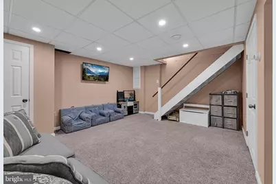 64 Pennsylvania Avenue, Phoenixville, PA 19460 - Photo 19