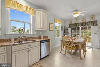 421 Westview Drive, Avondale, PA 19311 - Photo 13