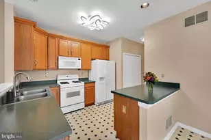 109 Stratford Ct, Malvern, PA 19355 - Photo 11