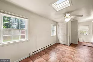 25 New St, Coatesville, PA 19320 - Photo 15