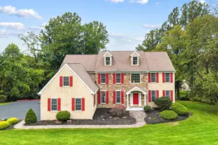 904 Victoria Ct, Downingtown, PA 19335 - Photo 1