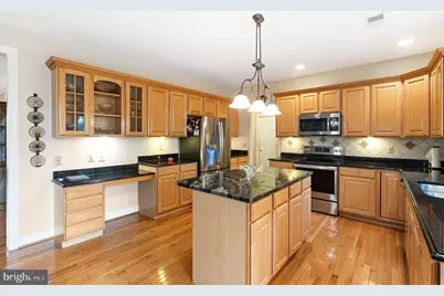 904 Victoria Court, Downingtown, PA 19335 - Photo 7