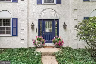 408 Lantern Ln, Berwyn, PA 19312 - Photo 9