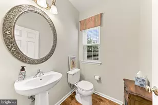 234 Cherry Ln, Kennett Square, PA 19348 - Photo 17