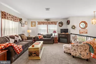 112 Clearfield Ln, Coatesville, PA 19320 - Photo 7