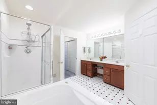 177 Fringetree Dr, West Chester, PA 19380 - Photo 25