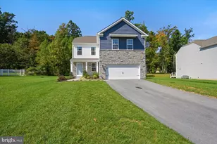 103 Cornwall Pl, Coatesville, PA 19320 - Photo 3