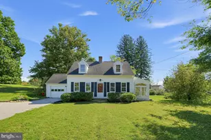 906 Unionville Wawaset Rd, Kennett Square, PA 19348 - Photo 1