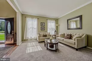 29 Angelica Dr, Avondale, PA 19311 - Photo 9