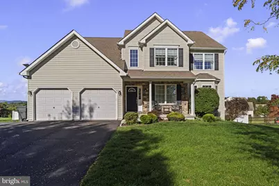 910 W Mill Creek Way, Pottstown, PA 19465 - Photo 1