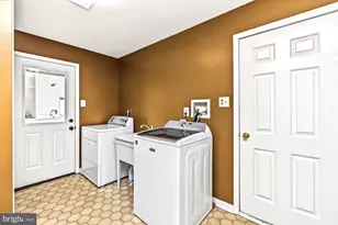 102 Honey Tree Ct, Downingtown, PA 19335 - Photo 25