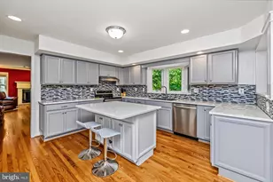 102 Honey Tree Ct, Downingtown, PA 19335 - Photo 7