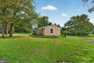 303 Taylor Ln, Kennett Square, PA 19348 - Photo 5