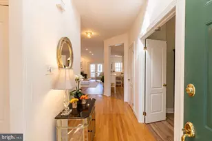 49 Longview Cir, Berwyn, PA 19312 - Photo 3