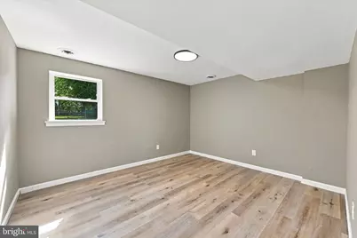 342 W Central Avenue, Malvern, PA 19355 - Photo 17