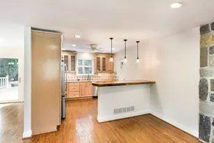 738 Laurel Ln, Wayne, PA 19087 - Photo 15