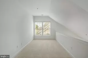1045 Balfour Cir, Phoenixville, PA 19460 - Photo 33