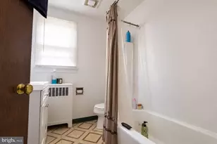 351 W 1st Ave, Parkesburg, PA 19365 - Photo 27