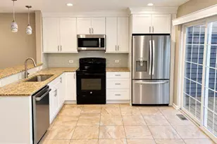 110 Whistling Swan Ln, Downingtown, PA 19335 - Photo 3