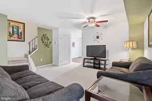 1909 Diane Cir, Phoenixville, PA 19460 - Photo 7