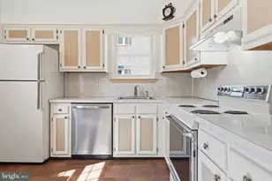 1909 Diane Cir, Phoenixville, PA 19460 - Photo 17