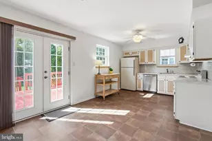 1909 Diane Cir, Phoenixville, PA 19460 - Photo 11